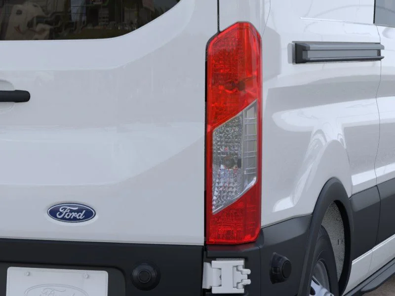 New 2026 Oxford White Ford Cargo Van image 21