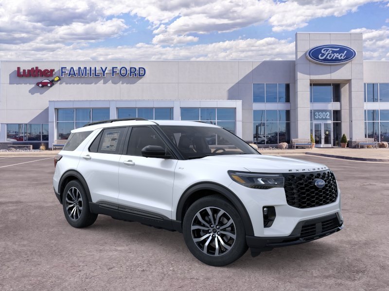 New 2026 Star White Metallic Tri-Coat Ford ST-Line image 26