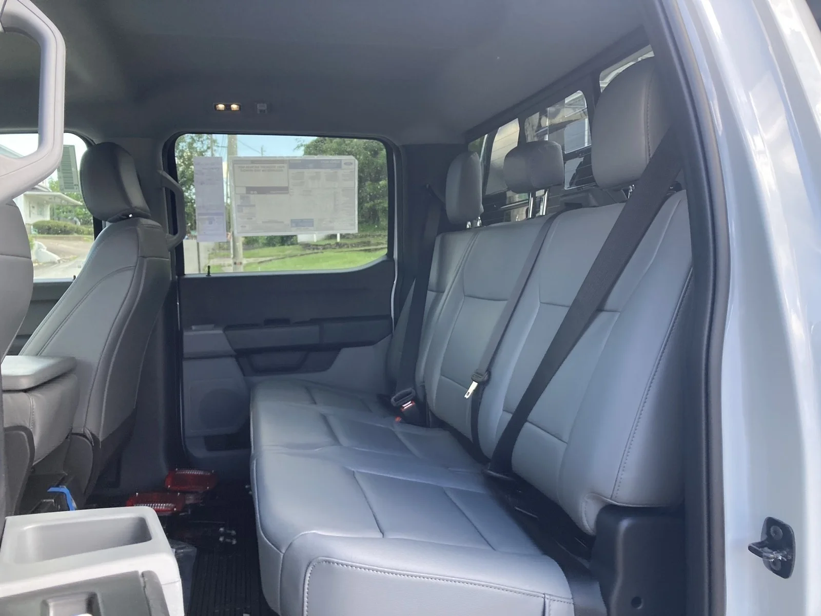 New 2026 Oxford White Ford F-450® XL image 20