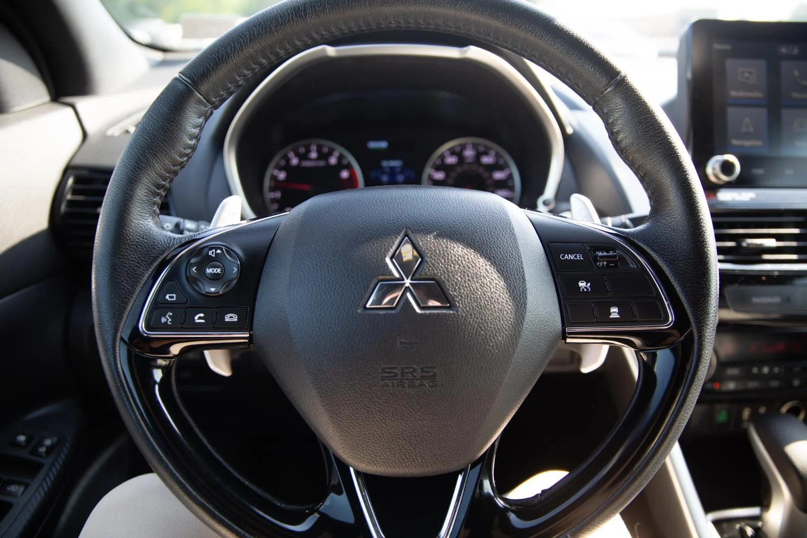 Used 2024 Lightning Blue Metallic Mitsubishi SEL image 11
