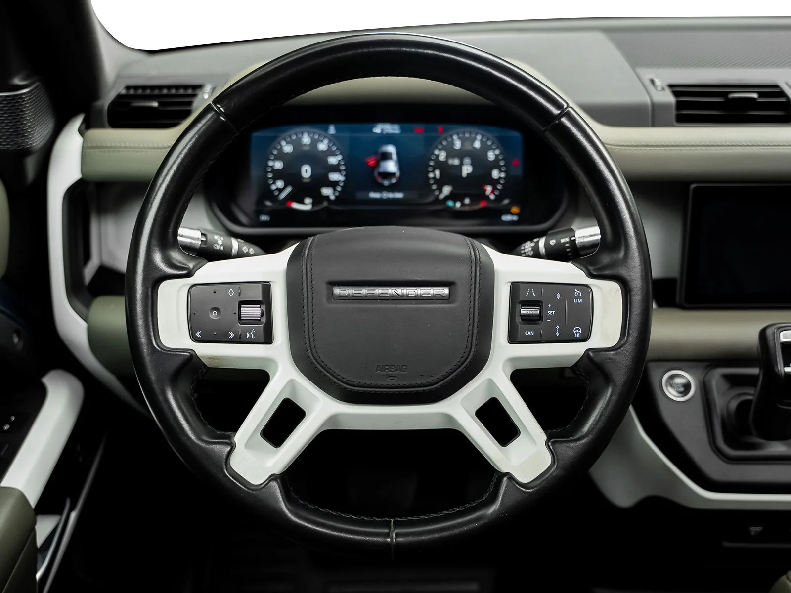 Used 2020 Blue Land Rover HSE image 31