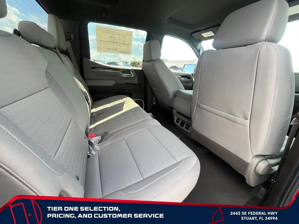 New 2026 Summit White GMC SLE image 18