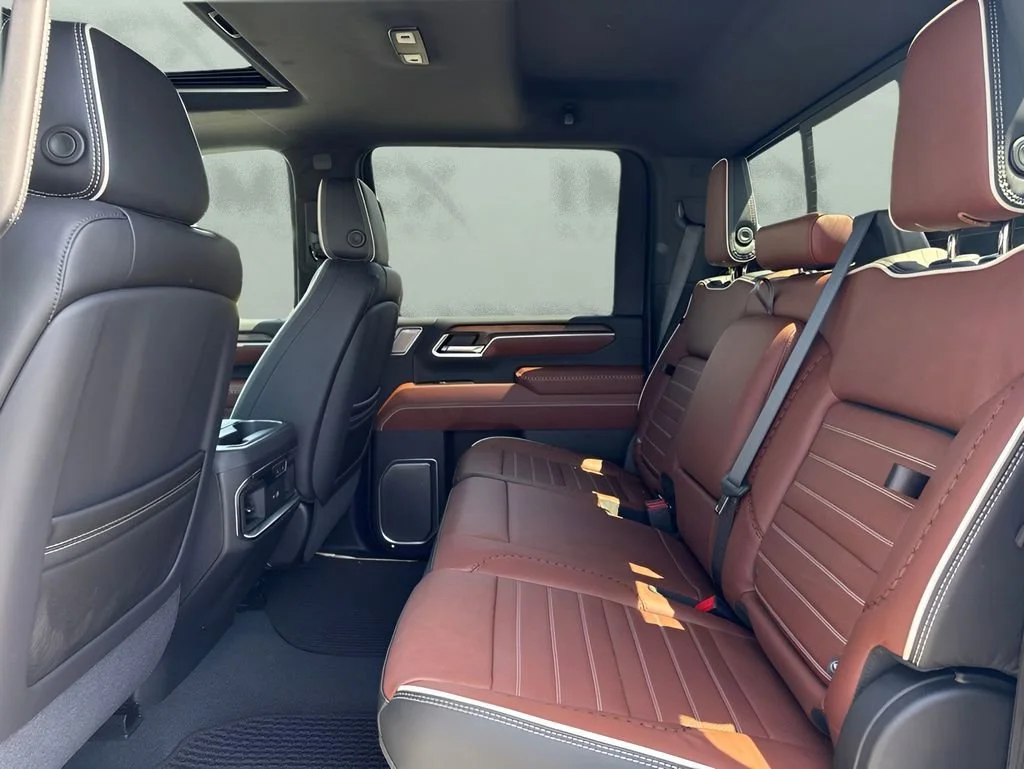 New 2026 Glacier White Tricoat GMC Denali Ultimate image 13