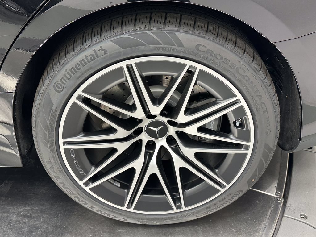 New 2026 Obsidian Black Metallic Mercedes-Benz AMG® GT 43 image 23