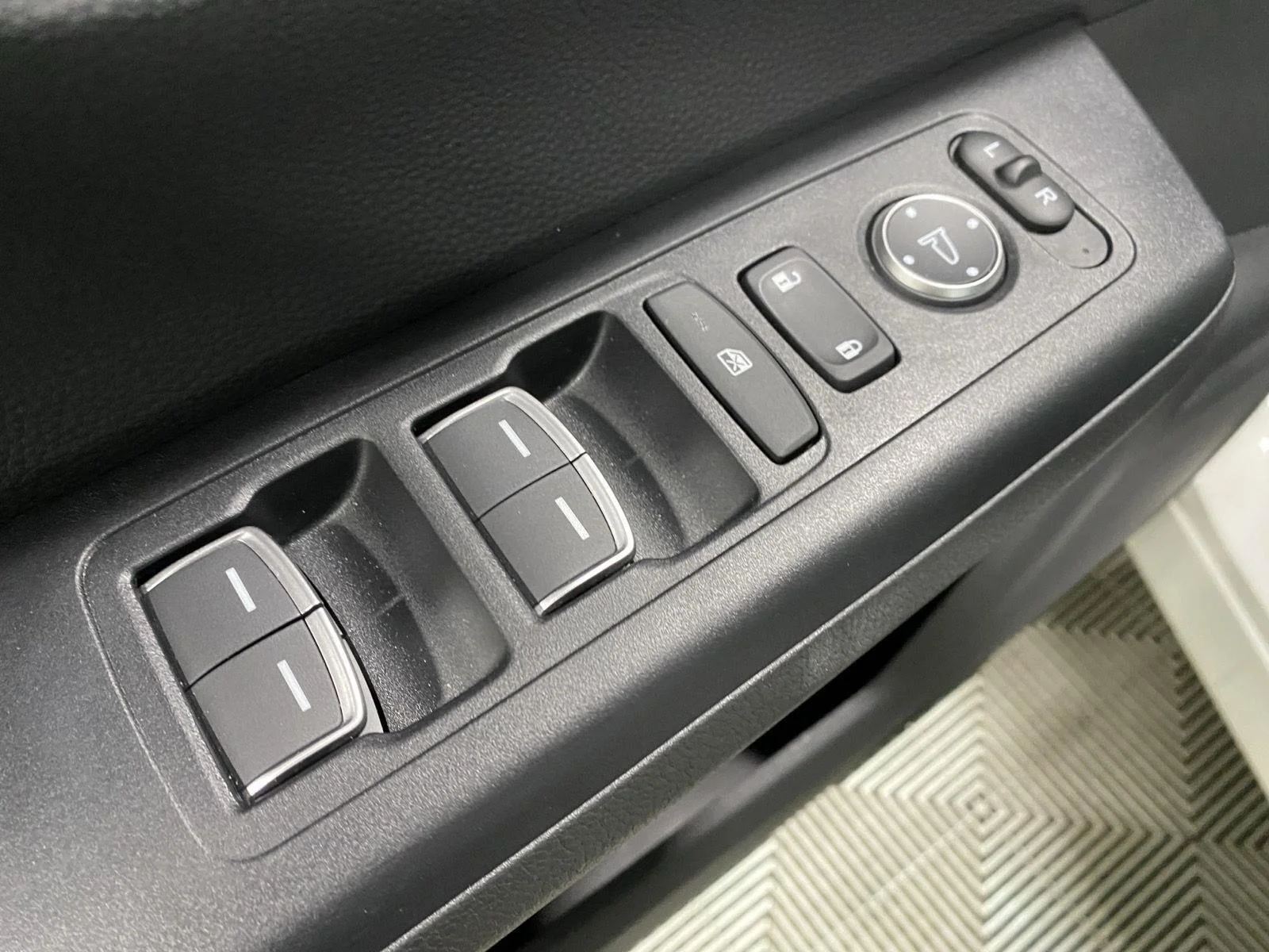Used 2026 Platinum White Pearl Honda Sport Touring image 22