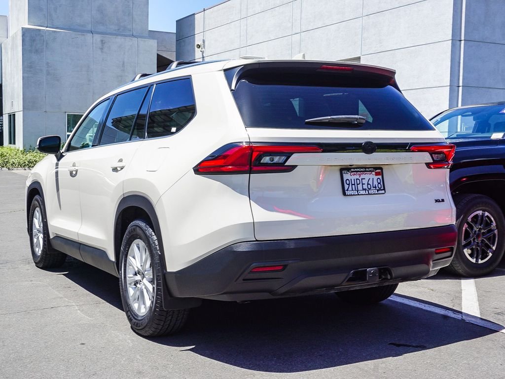 Used 2024 White Toyota XLE image 4