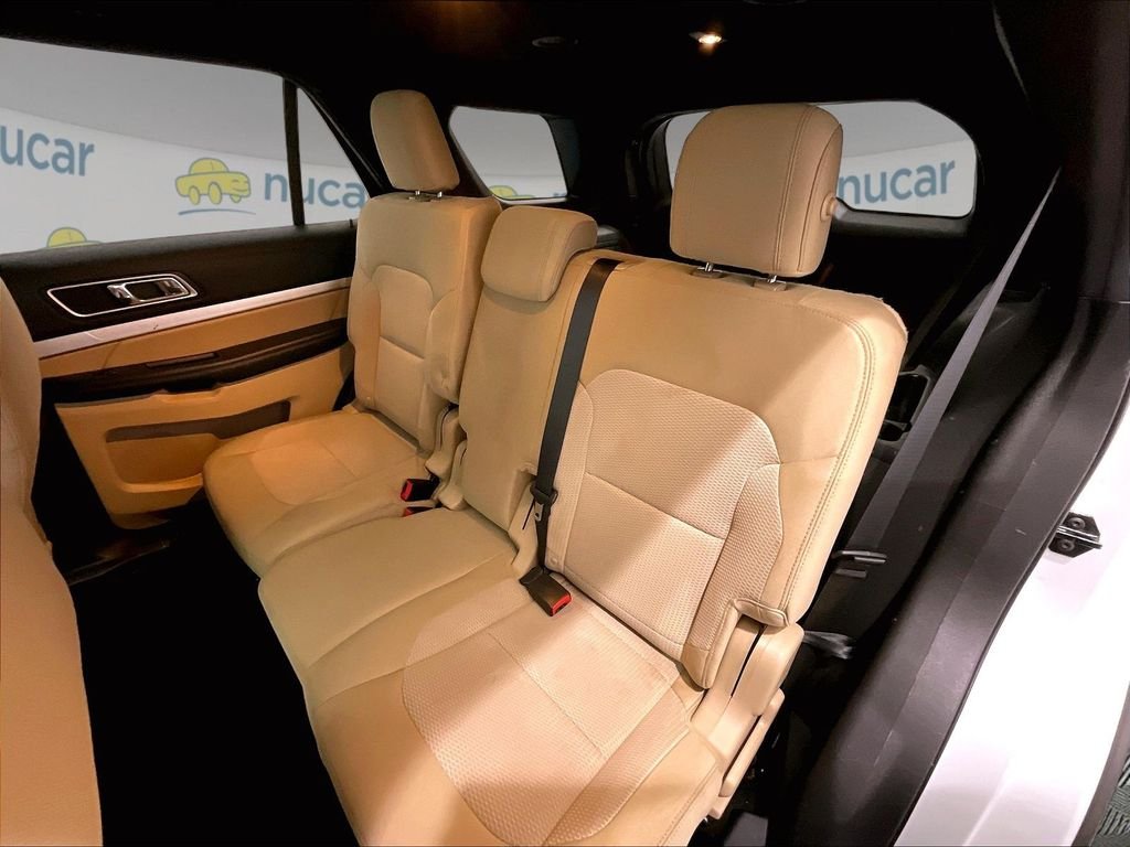 Used 2016 White Ford XLT image 15