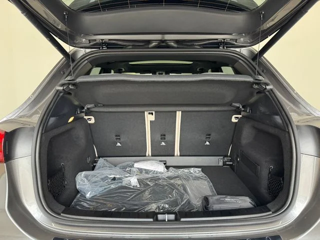 New 2026  Mercedes-Benz GLA 250 image 8