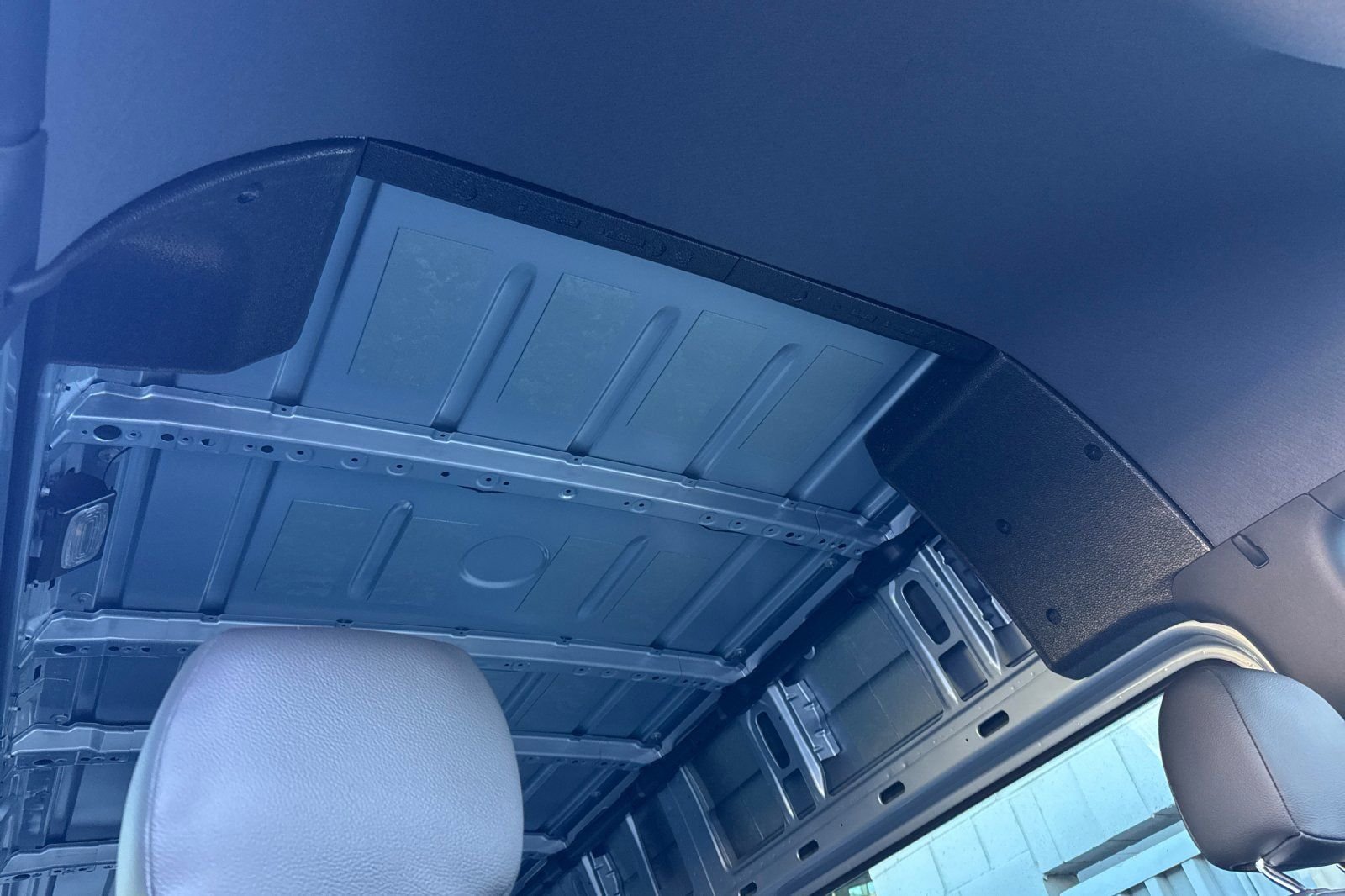 2025 Mercedes-Benz Sprinter Crew Van Base - Photo 18