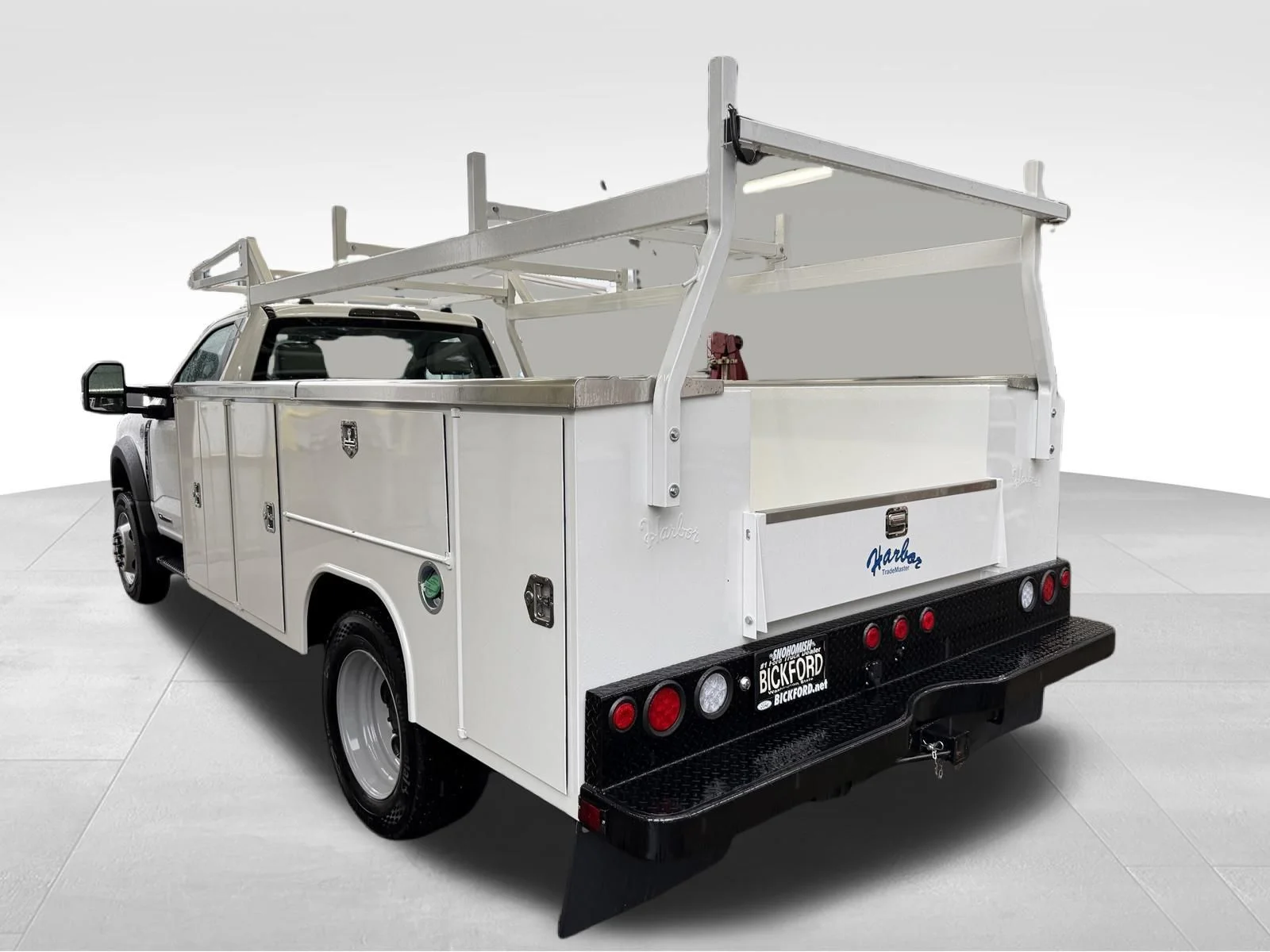 2025 Ford F-550 Super Duty Chassis Cab XL - Photo 8