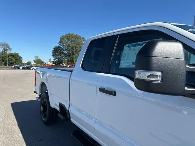 2026 Ford F-350 Super Duty XL - Photo 8