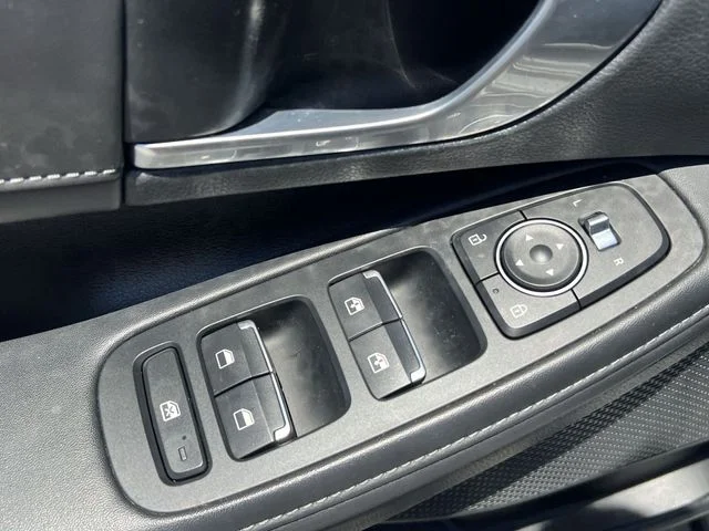 Used 2022 Gray Hyundai Limited image 34