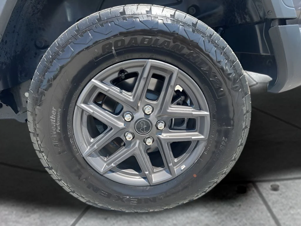 Used 2025 Gray Jeep Sport S image 31