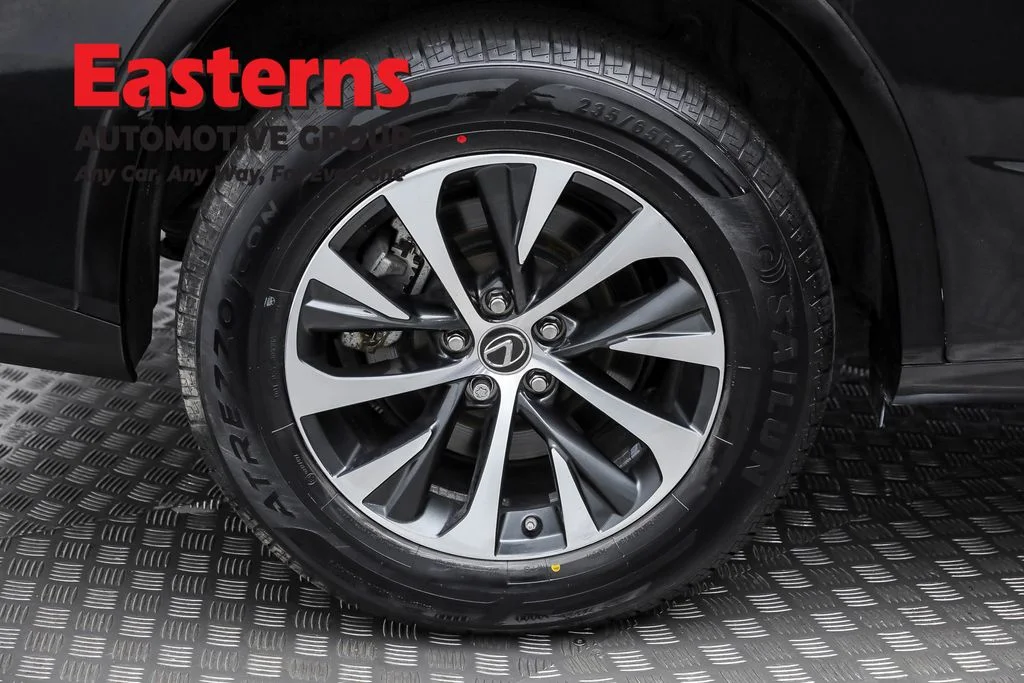 Used 2022 Black Lexus 450h image 29