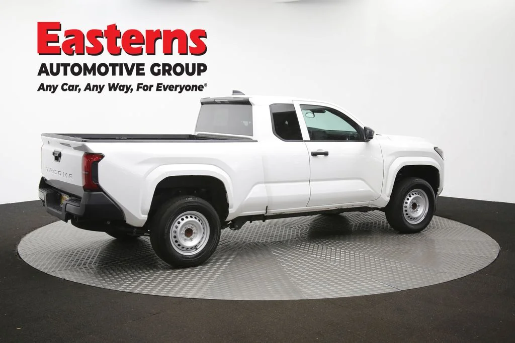 Used 2025 White Toyota SR image 38