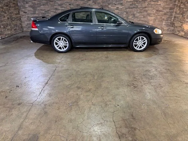 Used 2015 Ashen Gray Metallic Chevrolet LTZ image 10