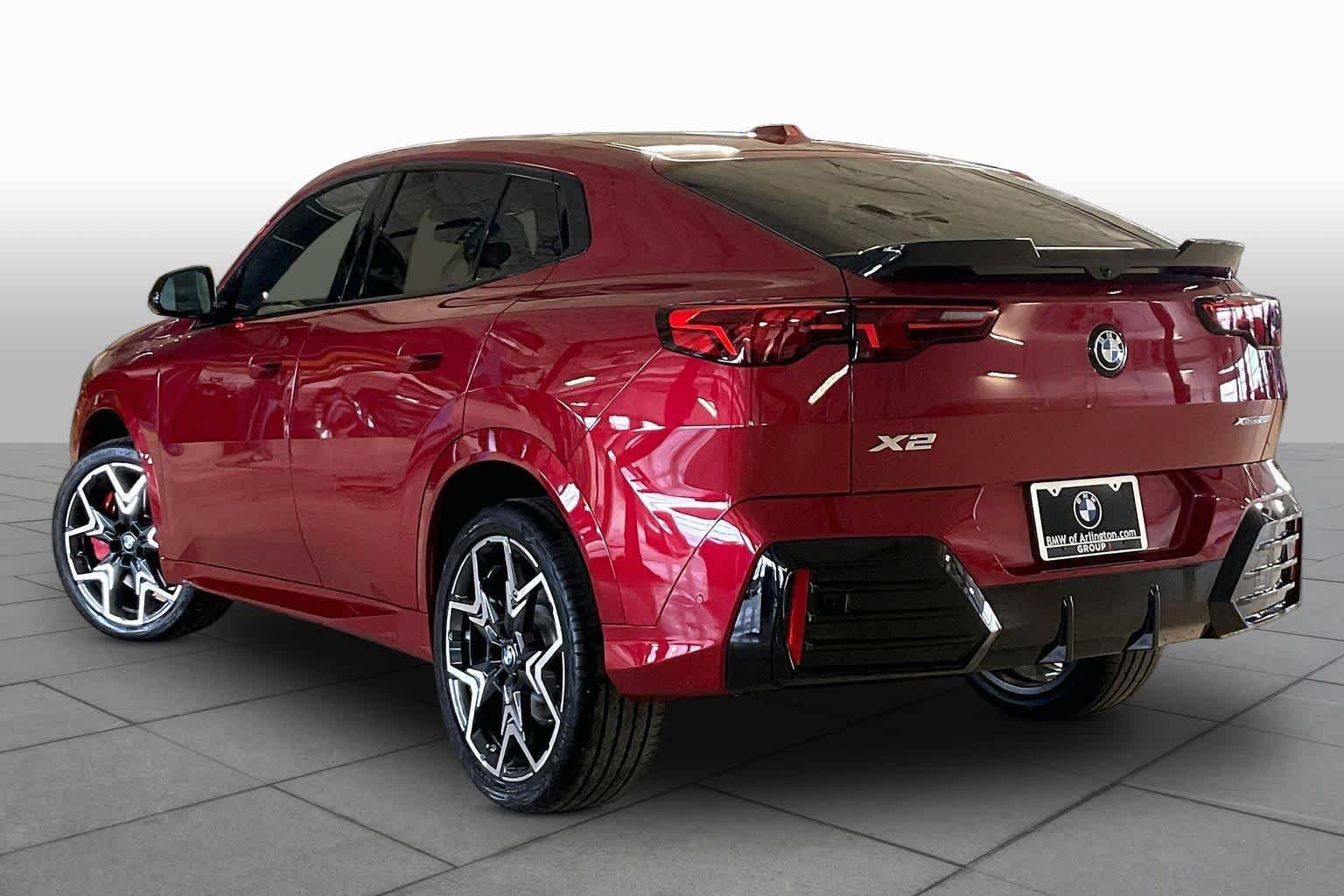 New 2026 Vegas Red Metallic BMW xDrive28i image 12