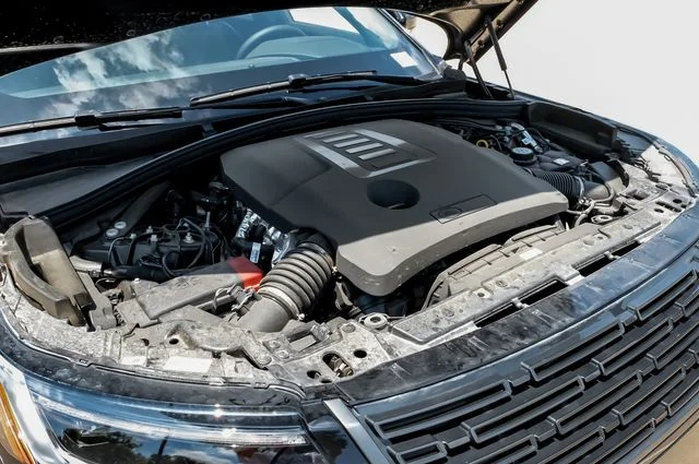 Certified Used 2025 Black Land Rover Dynamic SE image 55