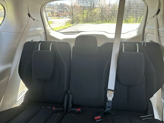 Used 2023 Gray Chrysler LX image 28