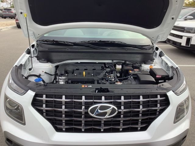 New 2026 Lunar Hyundai SEL image 14