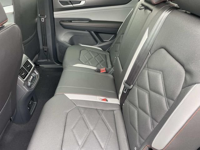 New 2026 White/off-white Volkswagen 2.0T Peak Edition image 23