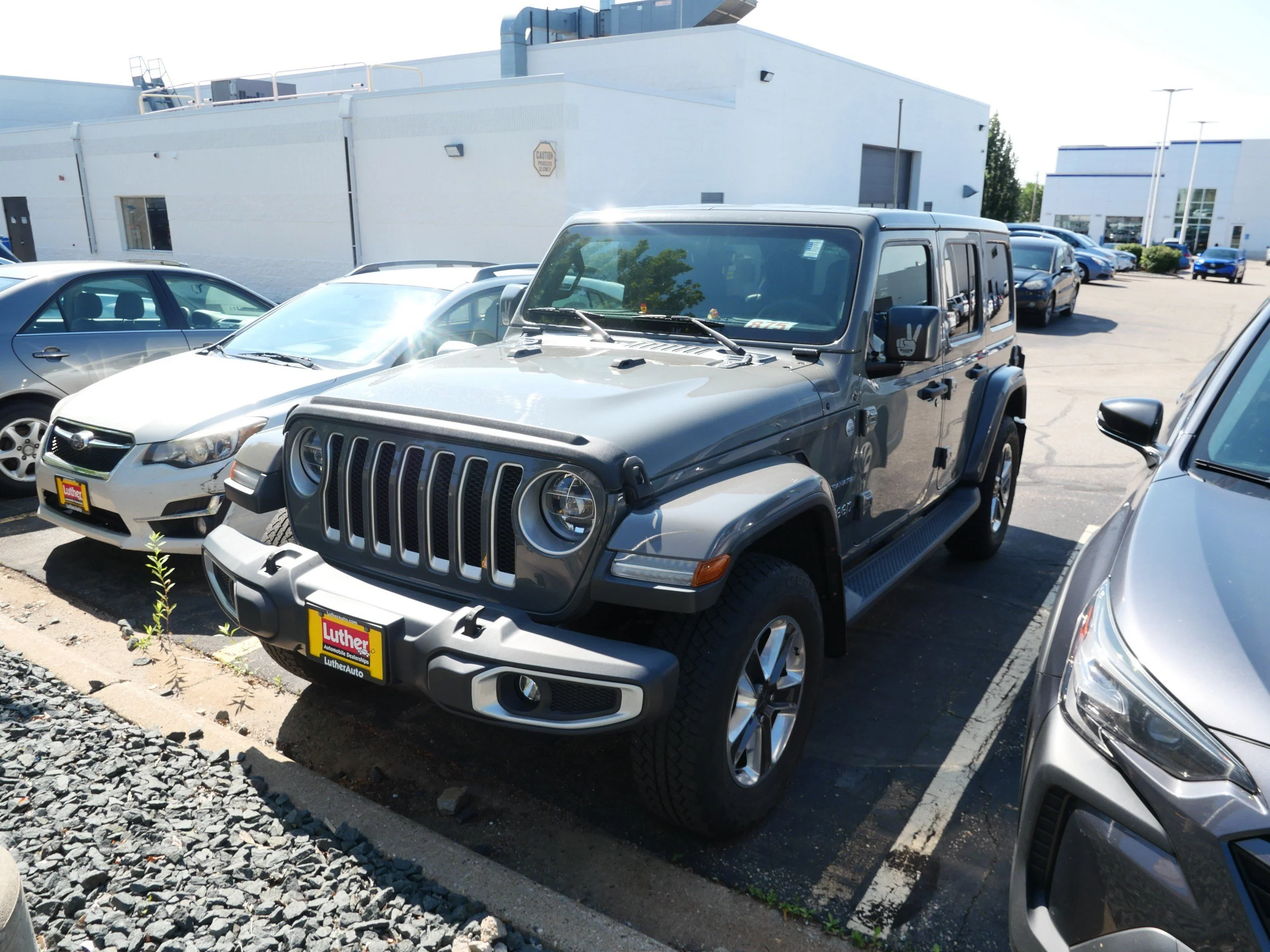 Used 2019 Sting-Gray Clearcoat Jeep Sahara image 2
