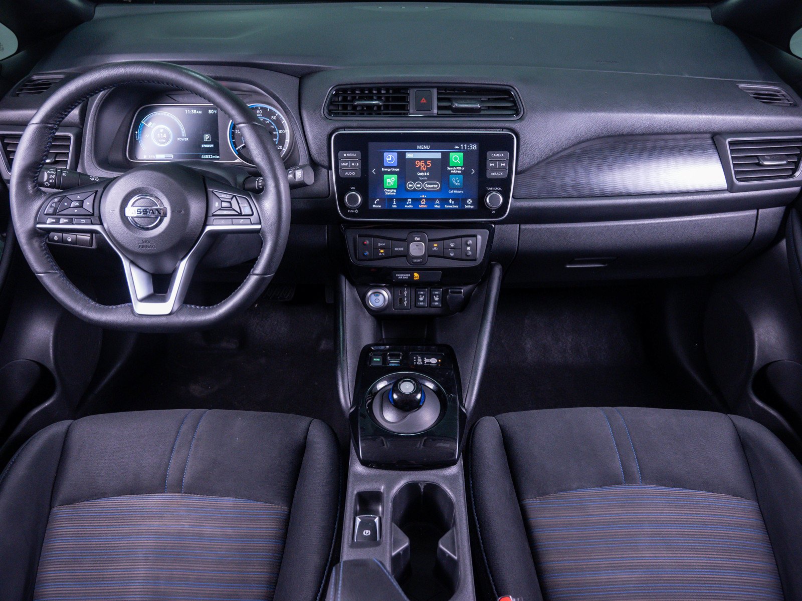 Used 2022 Brilliant Silver Nissan SV PLUS image 15