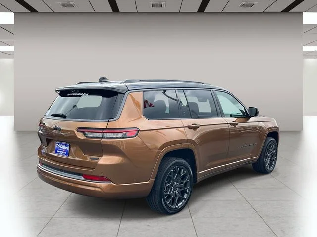 New 2026 Copper Shino Metallic Clear-Coat Exterior Paint Jeep Summit image 3