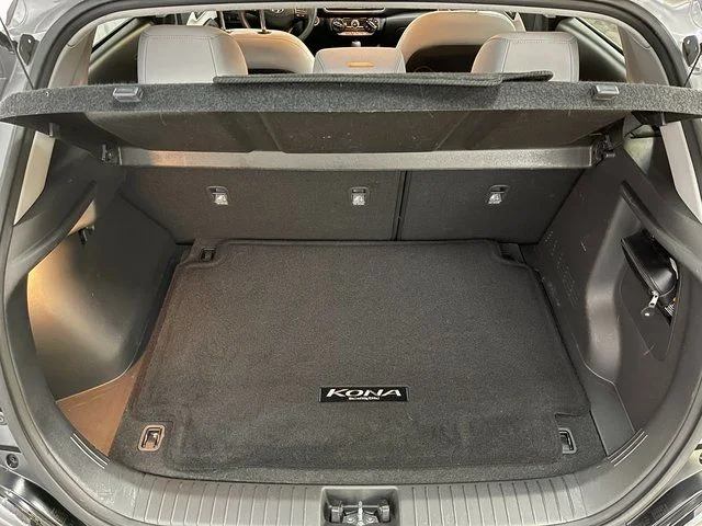 Used 2023 Gray Hyundai SEL image 15