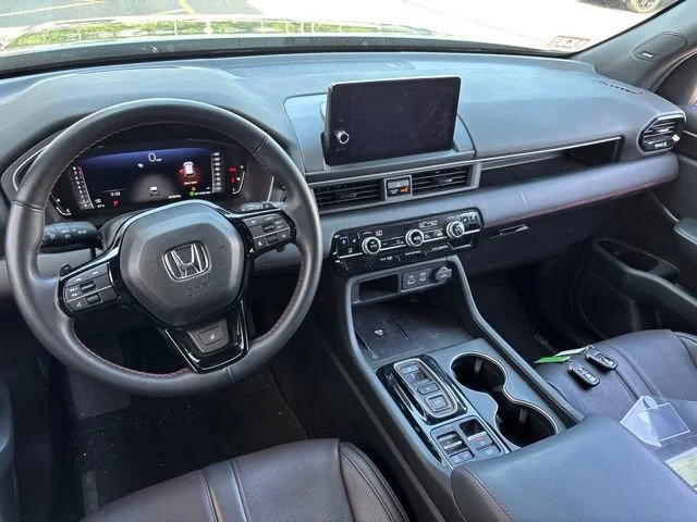 Used 2025 Crystal Black Pearl Honda Black Edition image 13