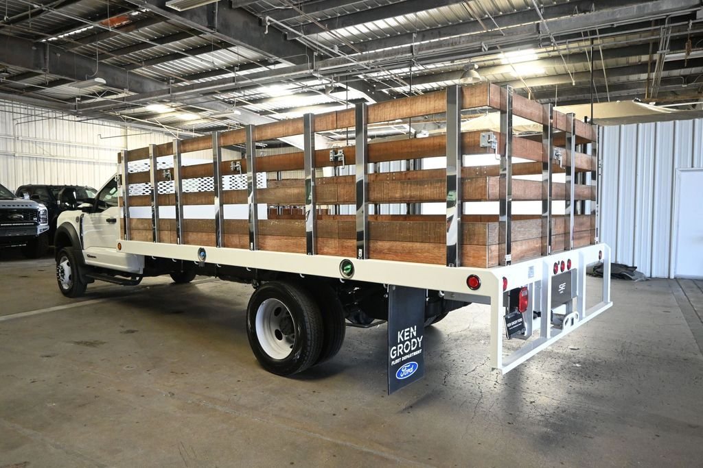 2025 Ford F-550 Super Duty Chassis Cab XL - Photo 6