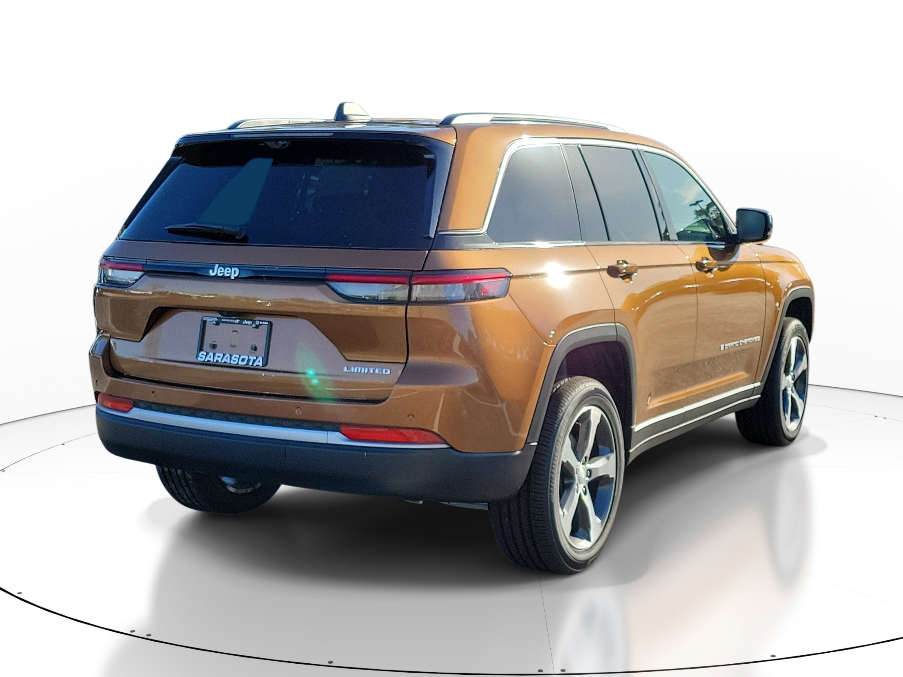 New 2026 Copper Shino Metallic Clear-Coat Exterior Paint Jeep Limited image 6