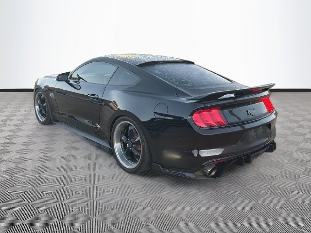 Used 2017 Black Ford GT image 5
