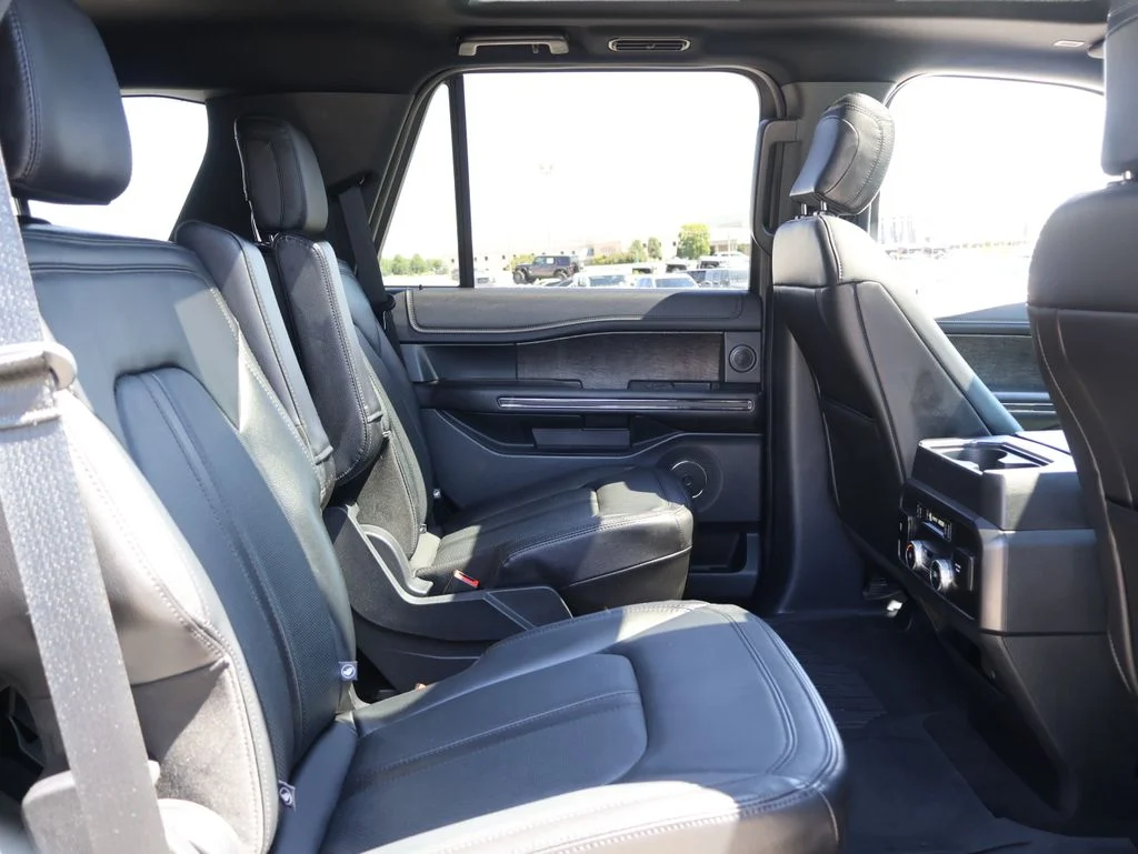 Used 2020 Red Ford Limited image 11