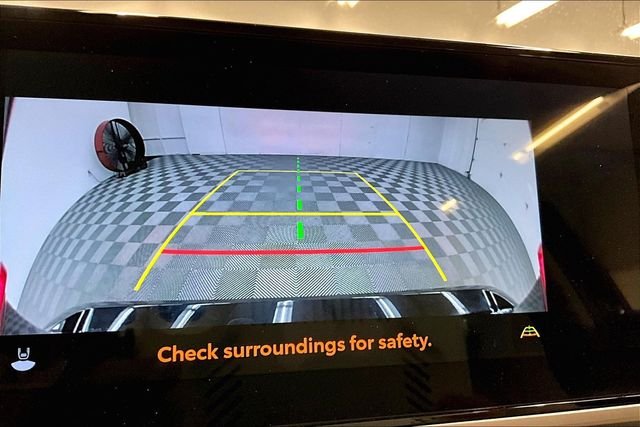 2025 Toyota Camry XLE - Photo 30
