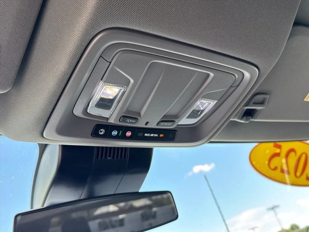 2025 Chevrolet Silverado 2500HD Custom - Photo 25