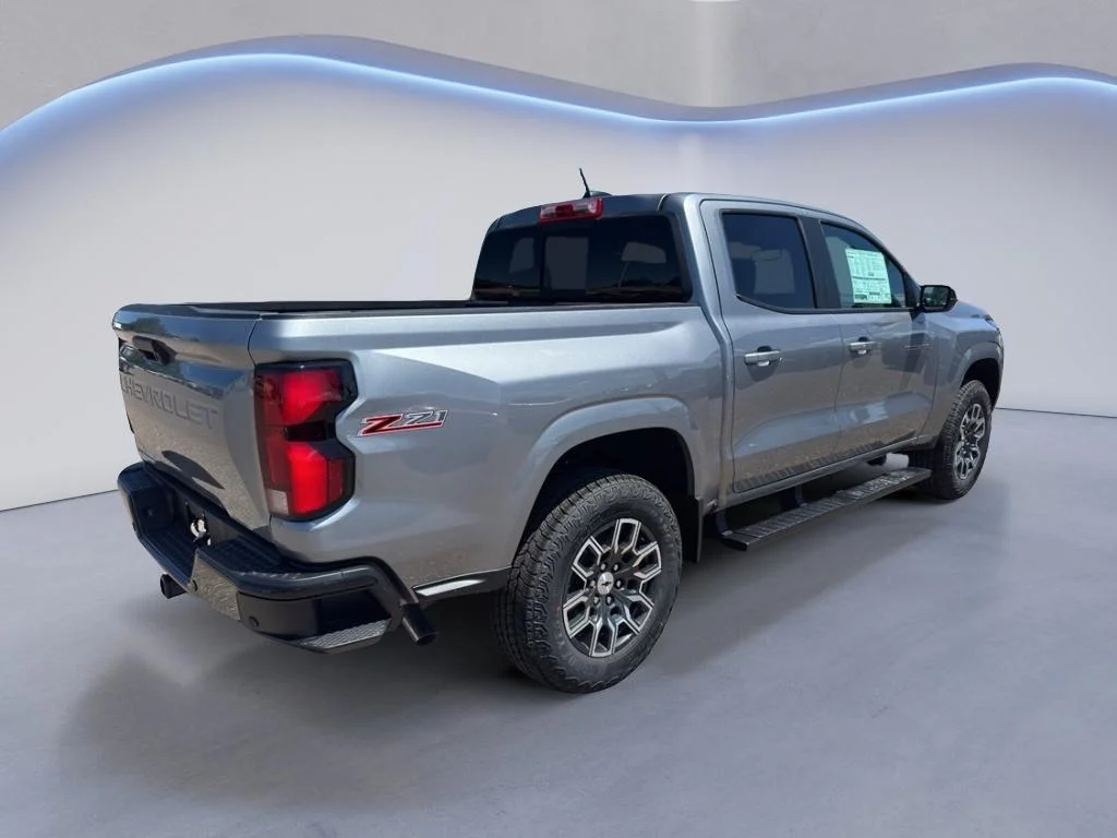 2026 Chevrolet Colorado Z71 - Photo 6