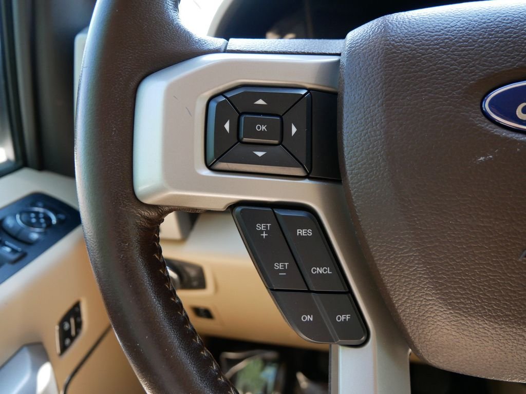 Used 2019 White Ford Lariat image 17