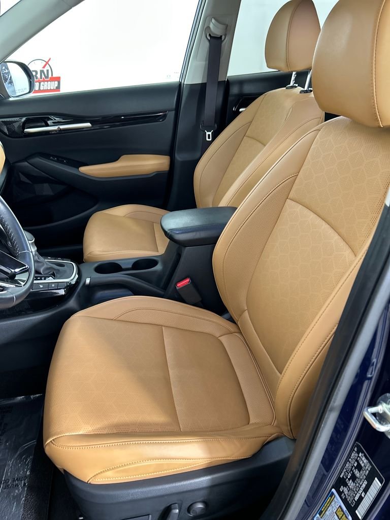 Used 2024 Blue Kia EX image 12