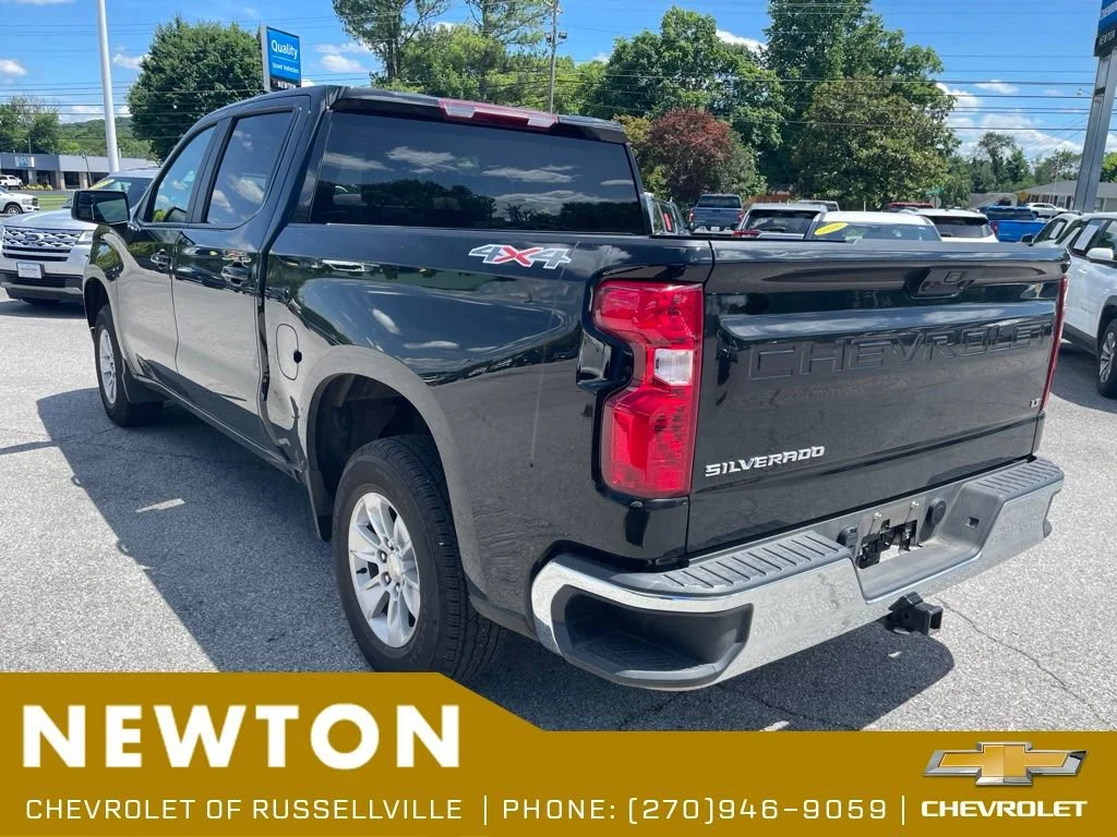 Used 2022 Black Chevrolet LT image 14