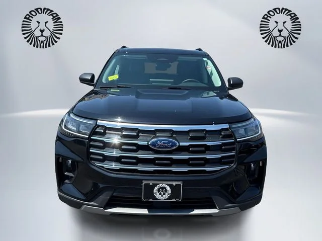 Used 2025 Black Metallic Ford Active image 2