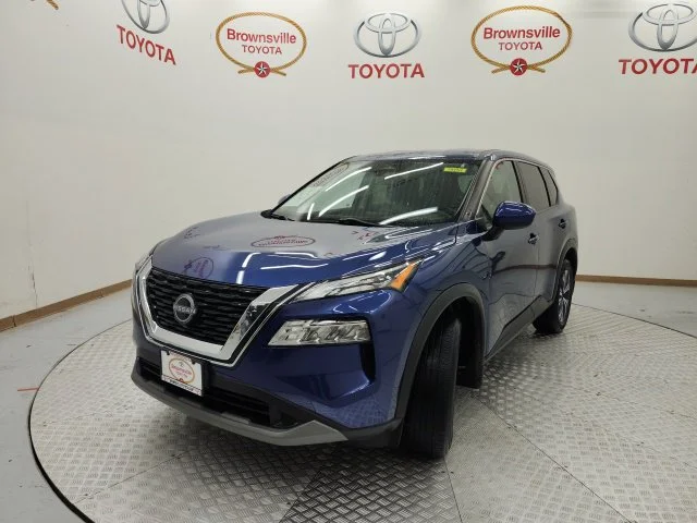 Used 2023 Blue Nissan SV image 2