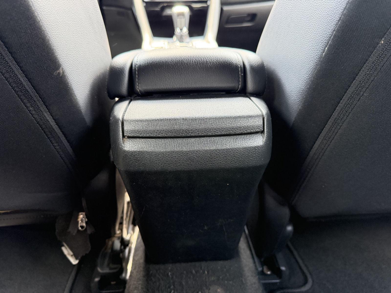 Used 2021 Lunar Silver Metallic Honda Sport image 16