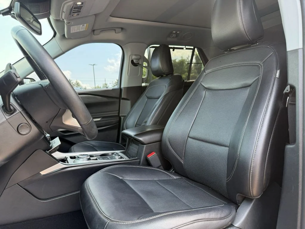 Used 2023 Stone Blue Metallic Ford Limited 4WD image 9