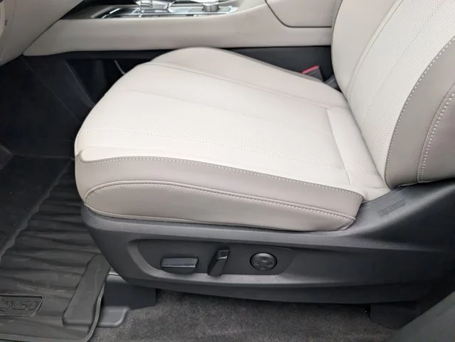 New 2027 HARBOR GRAY INFINITI LUXE image 22