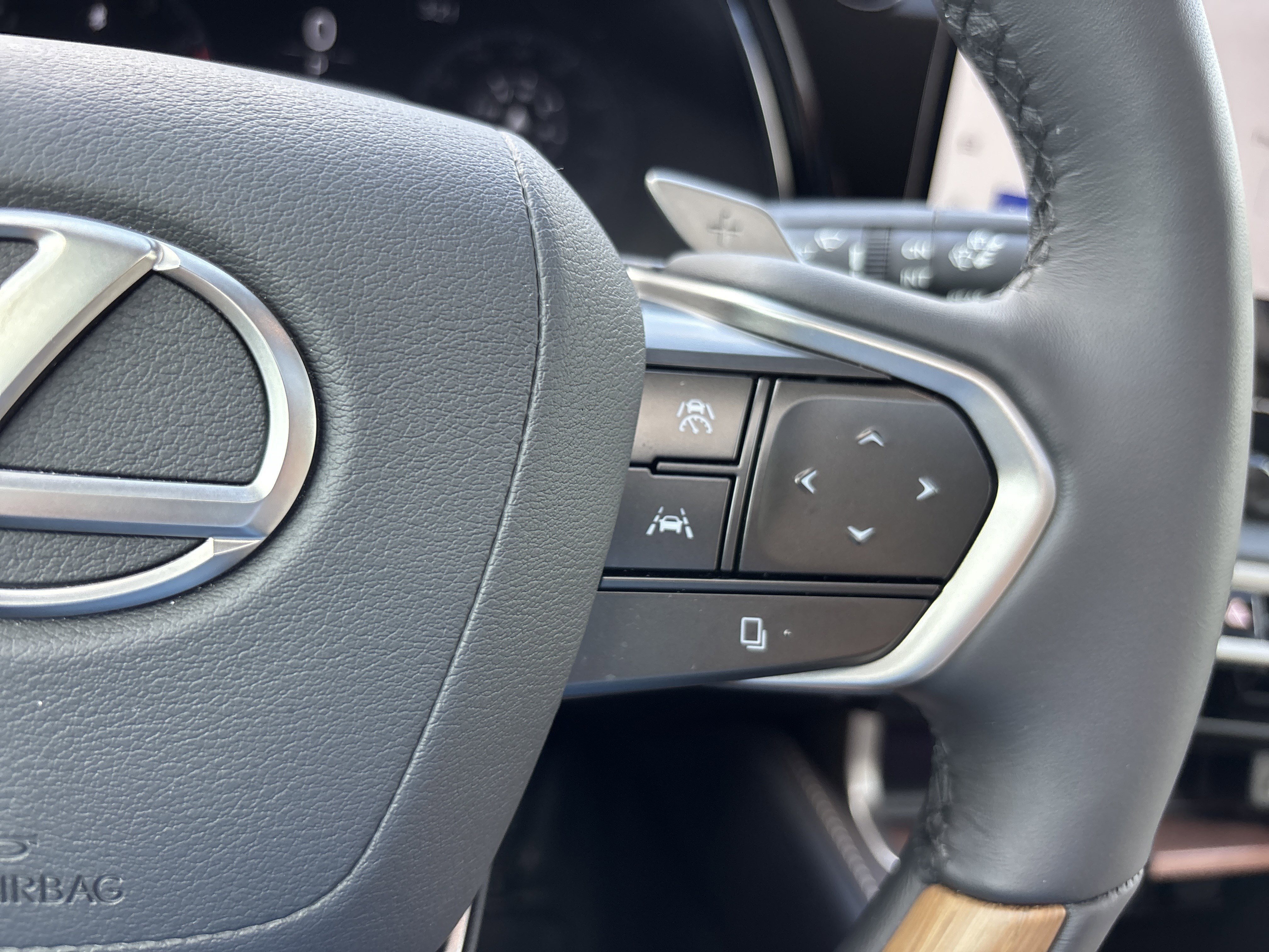 Used 2025 Black Lexus RX 350 Premium Plus image 28