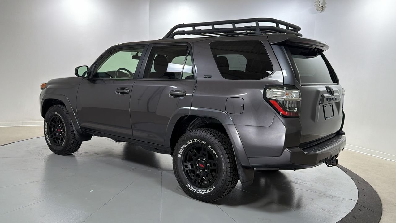Certified Used 2019 Gray Toyota SR5 image 7