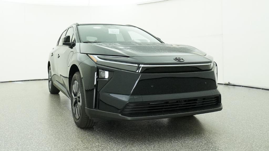 New 2026 Midnight Black Metallic Toyota XLE image 54