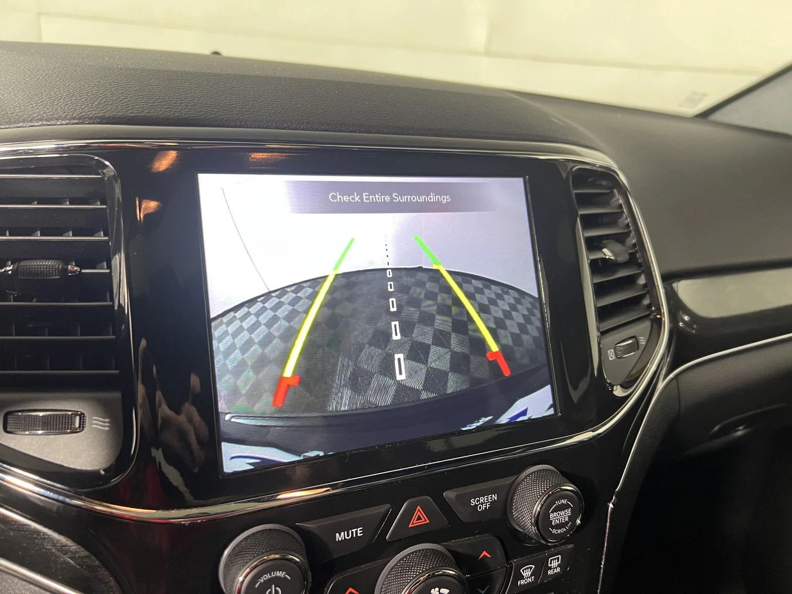 Used 2021 Diamond Black Crystal Pearlcoat Jeep Trailhawk image 20