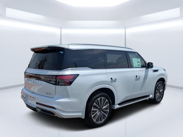 New 2026 RADIANT WHITE INFINITI Luxe 2WD image 3